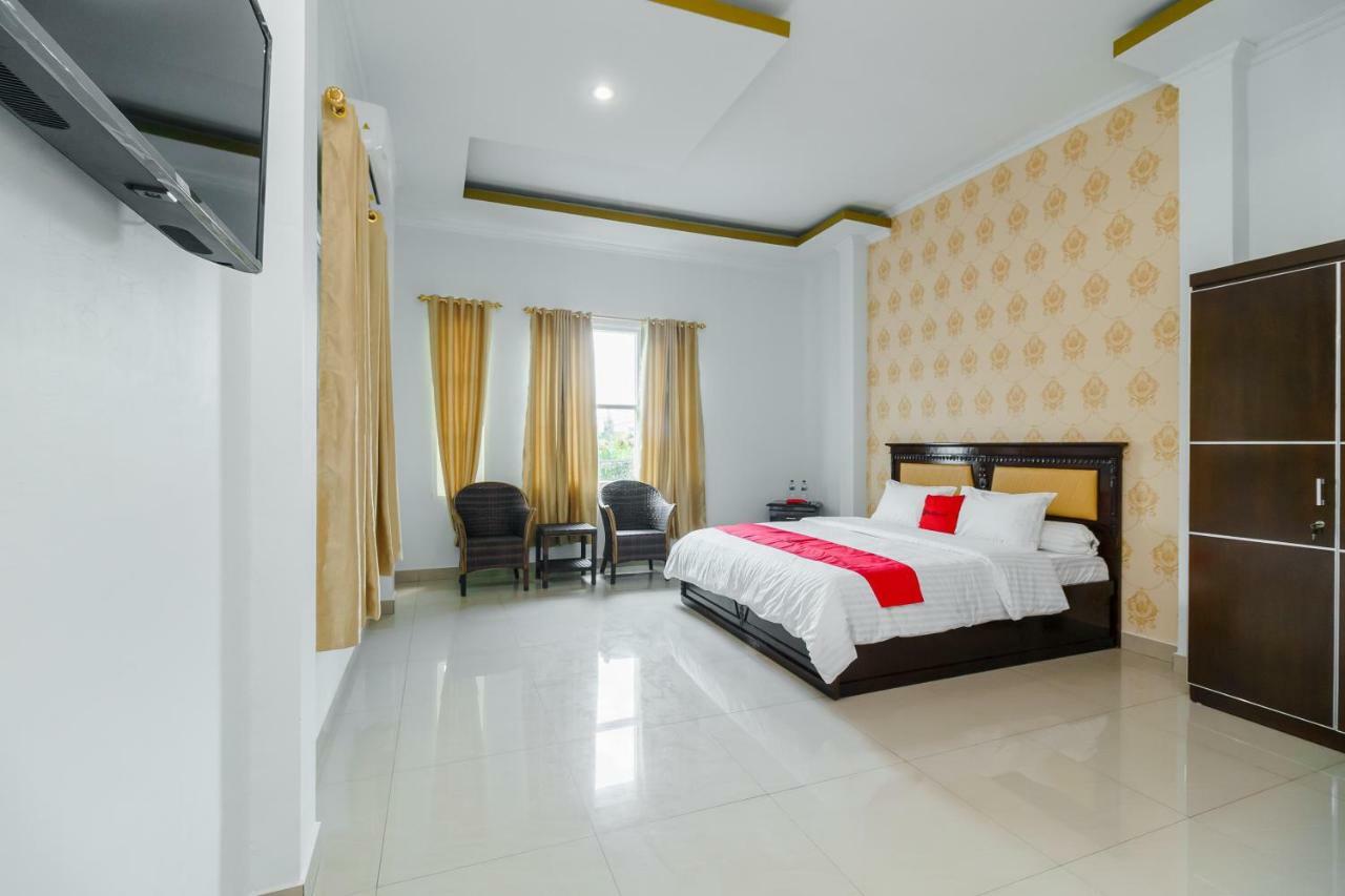 מלון Reddoorz Syariah Near Simpang Sekip פאלמבאנג מראה חיצוני תמונה
